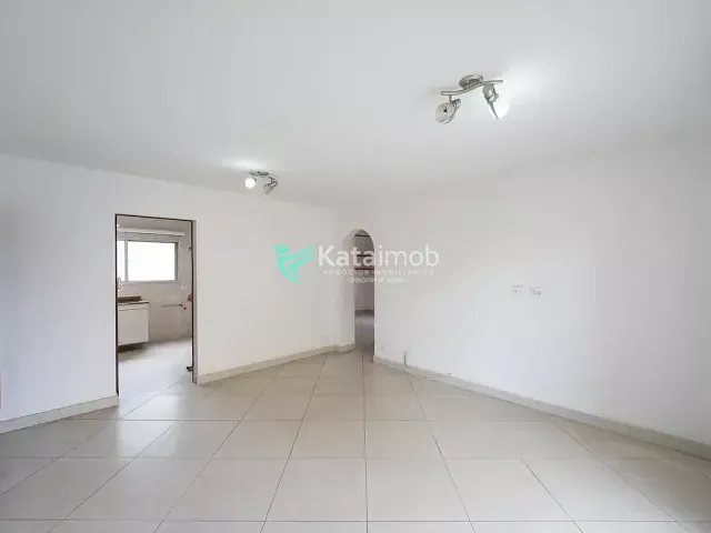 Apartamento 2 quartos e 2 banheiros, à venda, no bairro Parque Imperial em São Paulo
