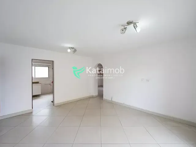 Apartamento 2 quartos e 2 banheiros, à venda, no bairro Parque Imperial em São Paulo