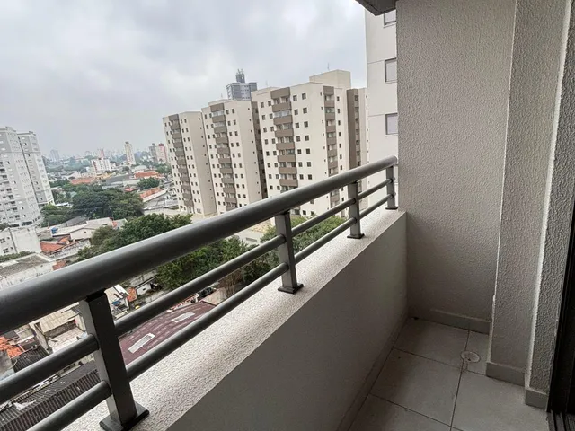Apartamento 1 quarto e 1 banheiro, à venda, no bairro Vila São Pedro em Santo André