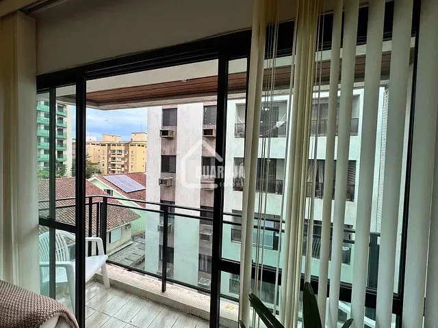 Apartamento 2 quartos e 3 banheiros, à venda, no bairro Jardim Las Palmas em Guarujá