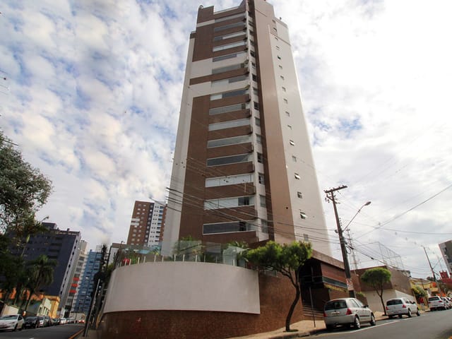 Apartamento com 422m² 3 quartos e 5 banheiros, à venda, no bairro Centro em Ponta Grossa