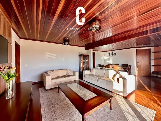Apartamento com 154m² 3 quartos e 3 banheiros, à venda, no bairro Manancial em Campos do Jordão