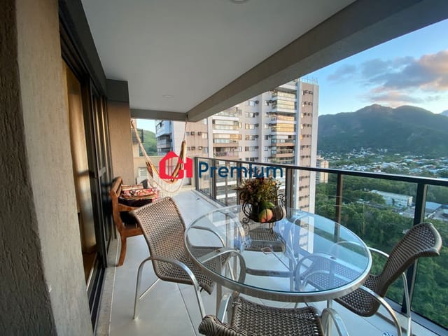 Apartamento 3 quartos e 2 banheiros, à venda, no bairro Recreio dos Bandeirantes em Rio de Janeiro