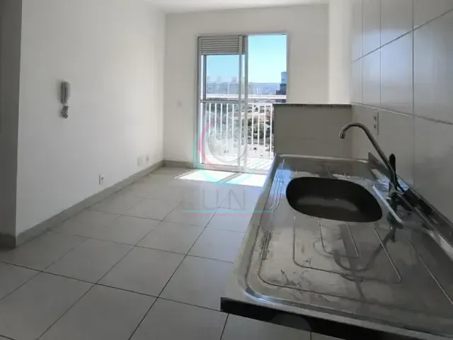 Apartamento 2 quartos e 1 banheiro, para alugar, no bairro Bom Retiro em São Paulo