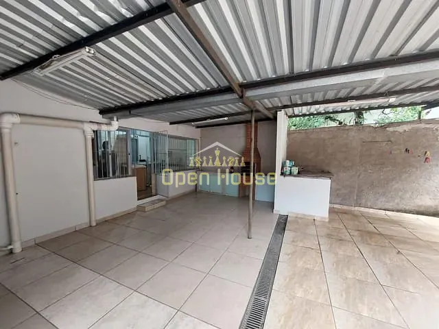 Apartamento com 391m² 3 quartos e 2 banheiros, à venda, no bairro Vila Orlandelia em Barra Mansa