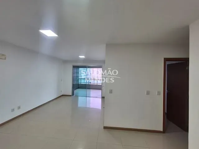Apartamento 3 quartos e 5 banheiros, para alugar, no bairro Batista Campos em Belém