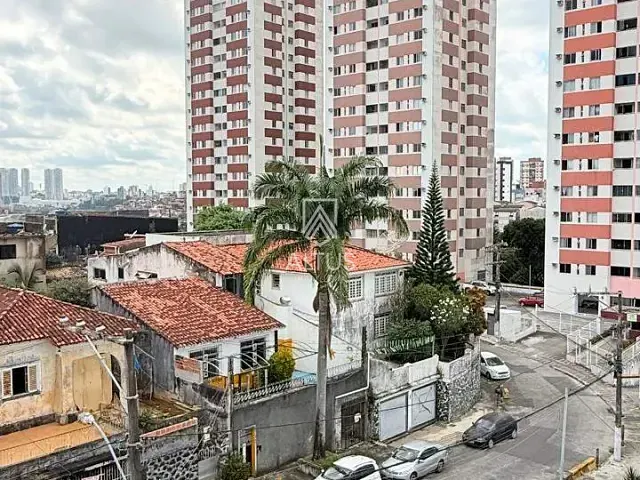 Apartamento 2 quartos e 1 banheiro, à venda, no bairro Brotas em Salvador