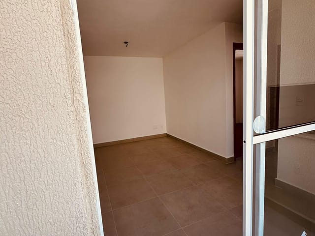 Apartamento 2 quartos e 1 banheiro, para alugar, no bairro Residencial Villa Garden em Campinas