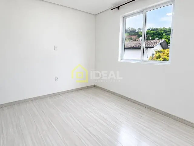Apartamento 2 quartos e 2 banheiros, para alugar, no bairro Itaíba em Concórdia