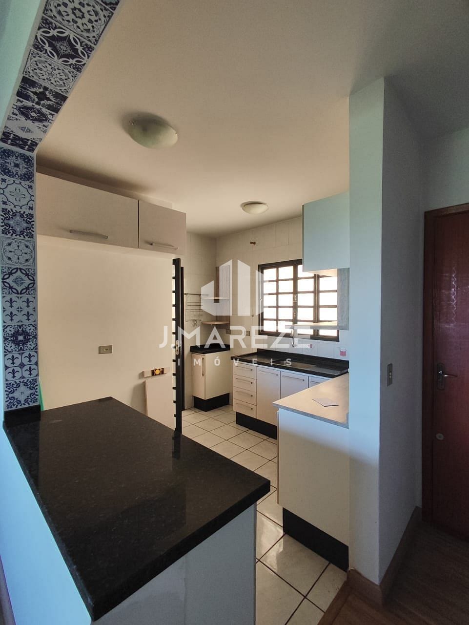 Apartamento à venda com 3 quartos, 61m² - Foto 2