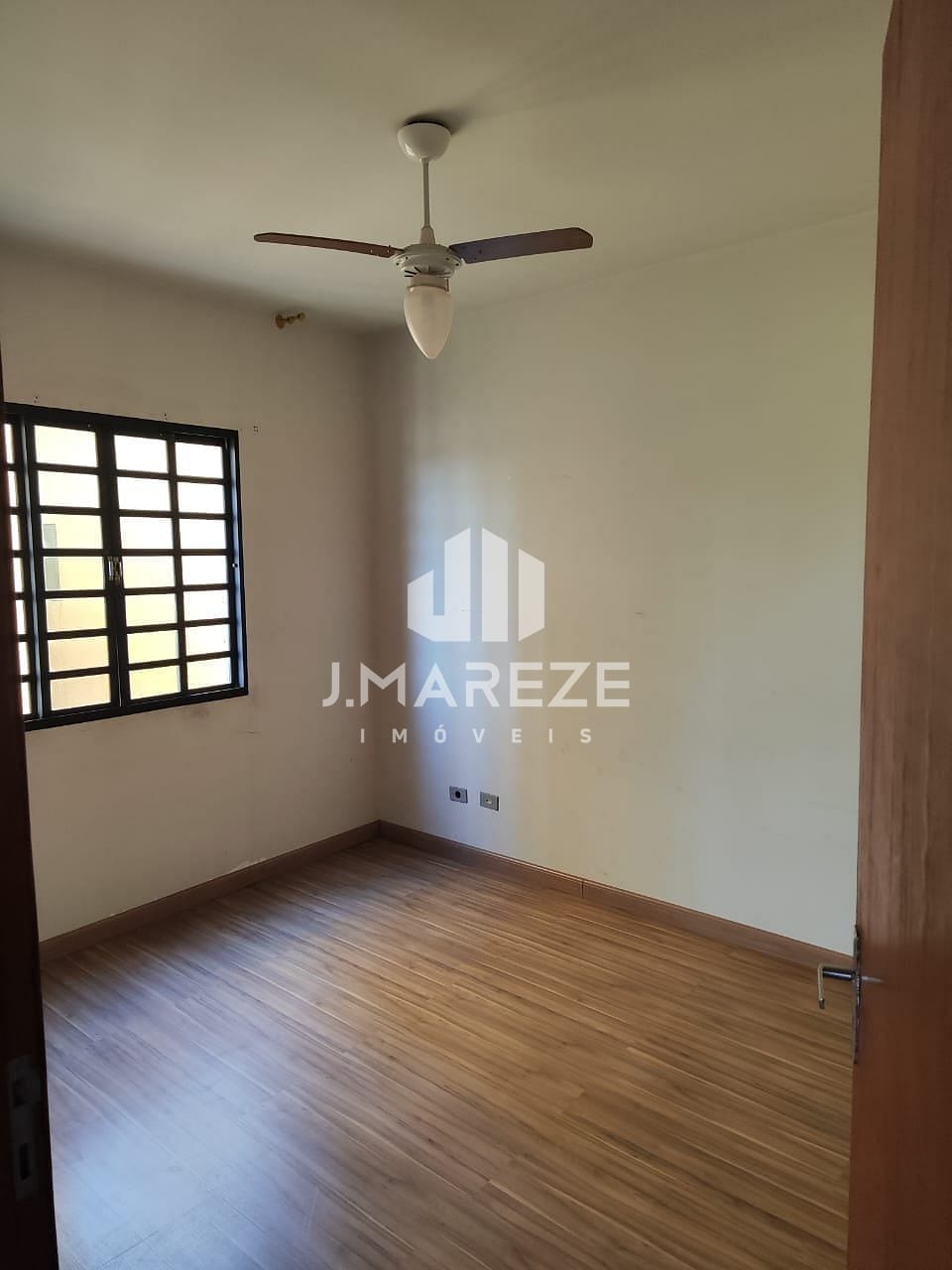 Apartamento à venda com 3 quartos, 61m² - Foto 1