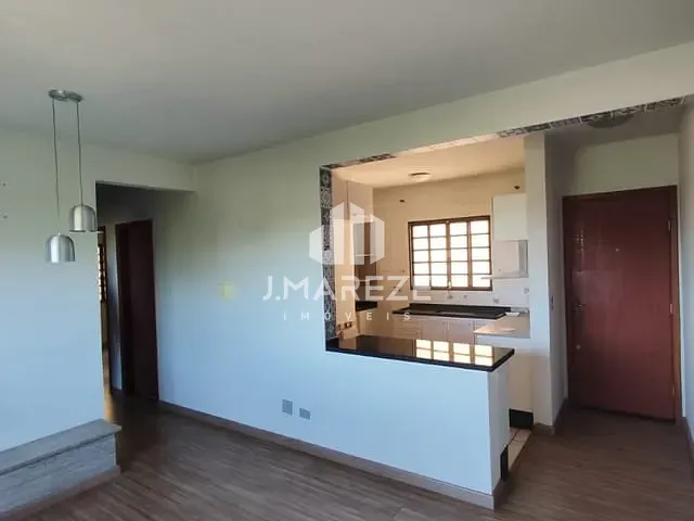 Apartamento 3 quartos e 1 banheiro, à venda, no bairro Núcleo Habitacional Papa João Paulo I em Apucarana