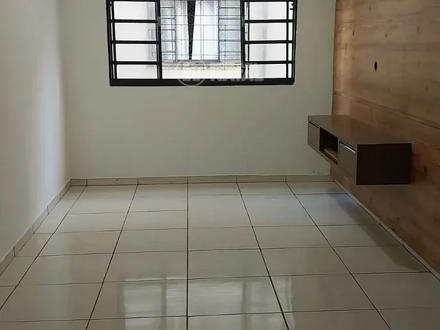 Apartamento com 60m² 2 quartos e 1 banheiro, à venda, no bairro Perobinha em Londrina