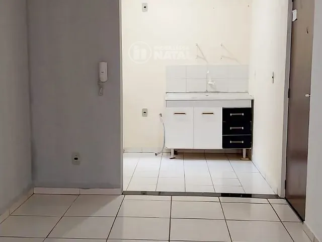 Apartamento com 60m² 2 quartos e 1 banheiro, à venda, no bairro Perobinha em Londrina