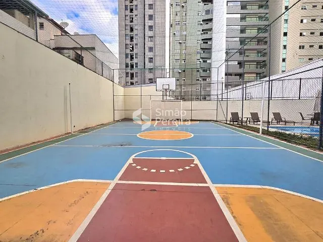 Apartamento com 140m² 3 quartos e 2 banheiros, à venda, no bairro Centro em Juiz de Fora