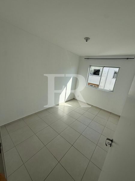 Apartamento para alugar com 2 quartos, 52m² - Foto 10