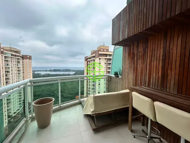 Apartamento 2 quartos e 3 banheiros, para alugar, no bairro Barra da Tijuca em Rio de Janeiro