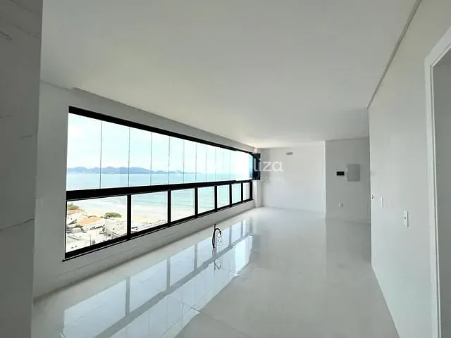 Apartamento com 176m² 3 quartos e 4 banheiros, à venda, no bairro Perequê em Porto Belo