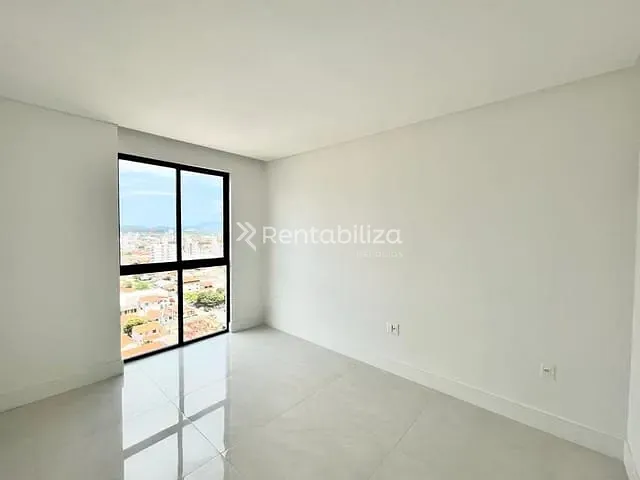 Apartamento com 176m² 3 quartos e 4 banheiros, à venda, no bairro Perequê em Porto Belo