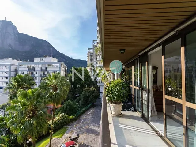 Apartamento com 800m² 4 quartos e 9 banheiros, à venda, no bairro Lagoa em Rio de Janeiro
