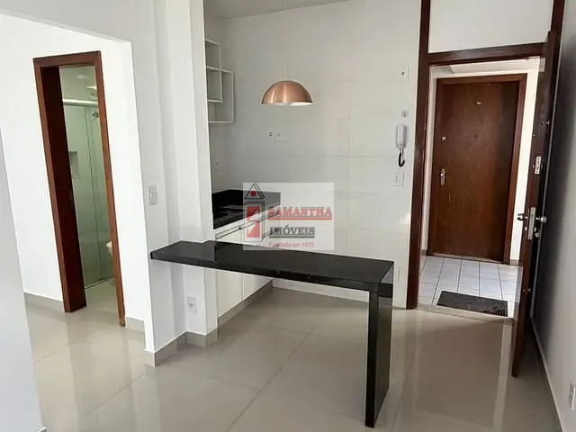 Apartamento 1 quarto e 1 banheiro, para alugar, no bairro Asa Norte em Brasília