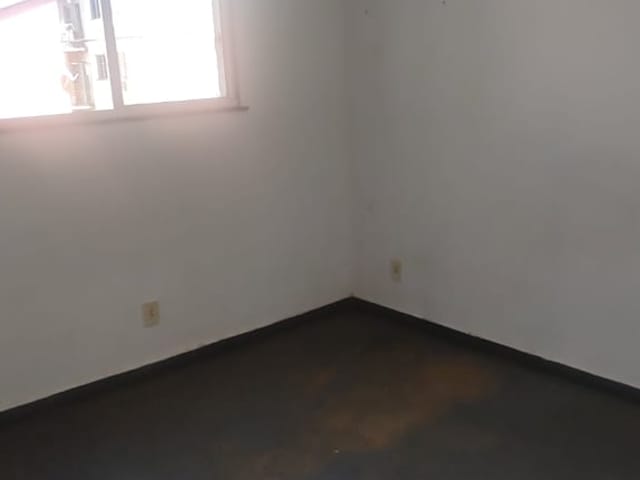 Apartamento 2 quartos e 1 banheiro, à venda, no bairro Paciência em Rio de Janeiro