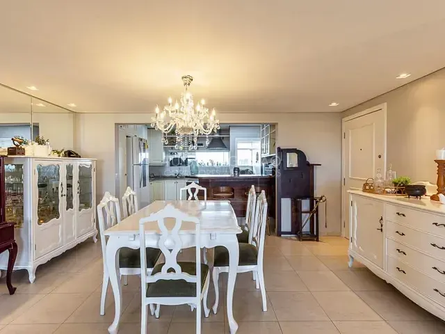 Apartamento com 123m² 3 quartos e 3 banheiros, à venda, no bairro Cabral em Curitiba