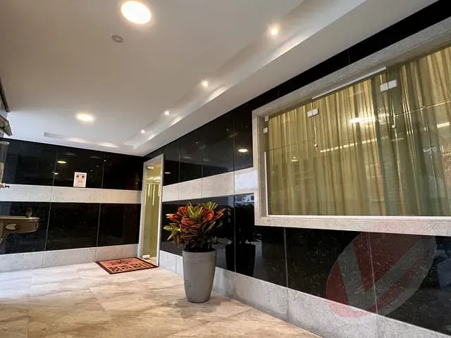 Apartamento 2 quartos e 1 banheiro, à venda, no bairro Maracanã em Praia Grande