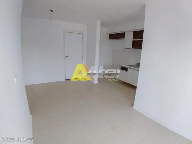 Apartamento com 61m² 2 quartos e 2 banheiros, à venda ou para alugar, no bairro Curicica em Rio de Janeiro
