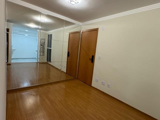 Apartamento 2 quartos e 1 banheiro, à venda, no bairro Chácara Holiday em Itaquaquecetuba