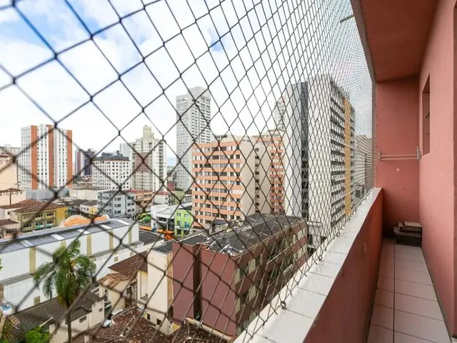 Apartamento 2 quartos e 1 banheiro, à venda, no bairro Centro em Curitiba
