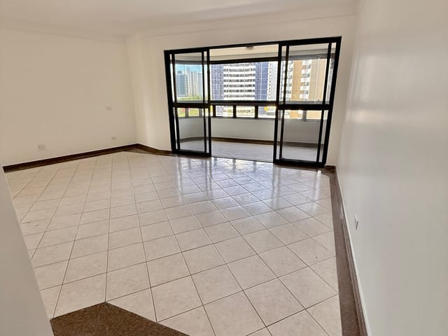 Apartamento 4 quartos e 5 banheiros, à venda, no bairro Jardins em Aracaju