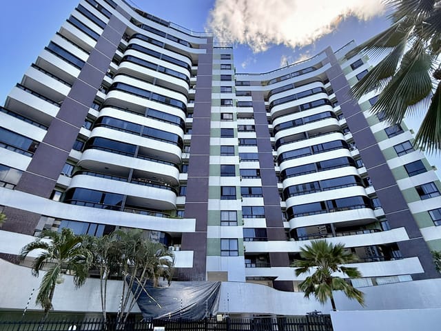 Apartamento 4 quartos e 5 banheiros, à venda, no bairro Jardins em Aracaju