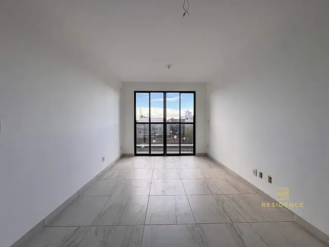 Apartamento 2 quartos e 2 banheiros, à venda, no bairro Monte Castelo em Volta Redonda