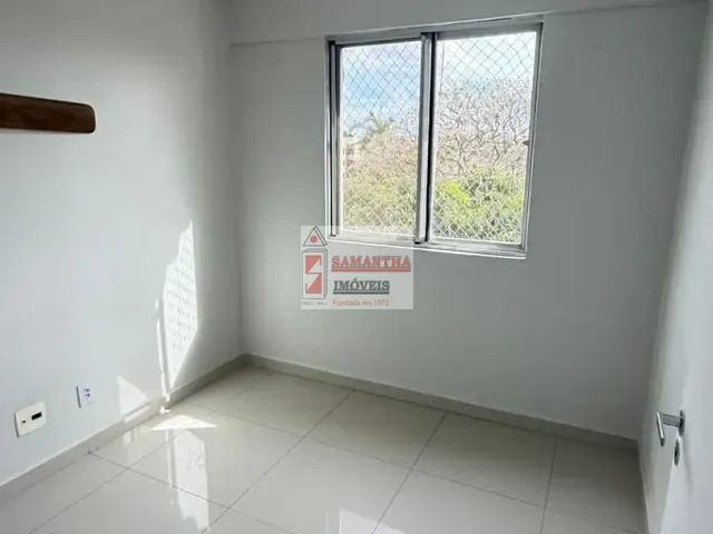 Apartamento 2 quartos e 1 banheiro, para alugar, no bairro Asa Norte em Brasília
