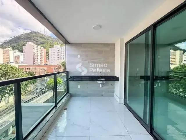 Apartamento com 95m² 3 quartos e 2 banheiros, à venda, no bairro Santa Helena em Juiz de Fora