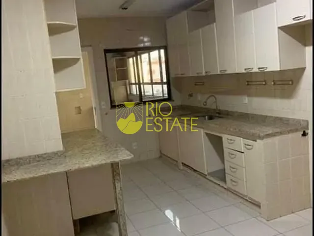 Apartamento com 200m² 3 quartos e 3 banheiros, à venda, no bairro Centro em Barra Mansa