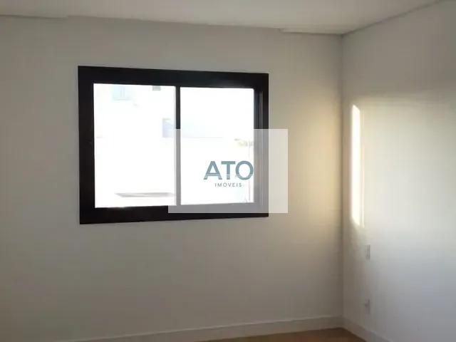 Apartamento 2 quartos e 2 banheiros, para alugar, no bairro Centro em Tijucas