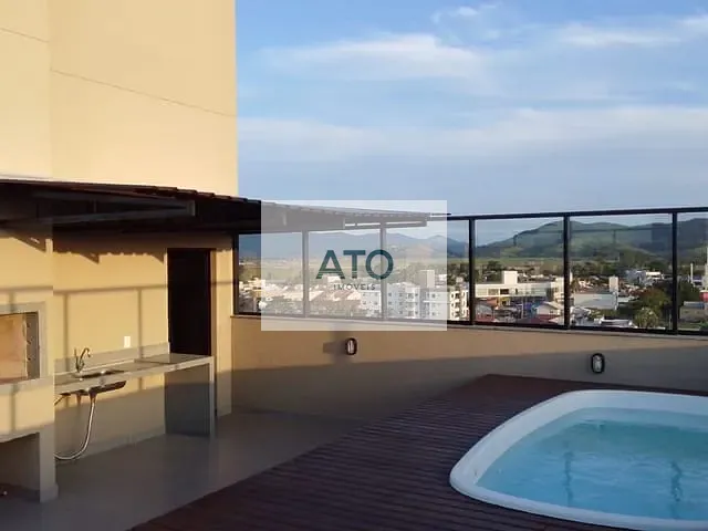 Apartamento 2 quartos e 2 banheiros, para alugar, no bairro Centro em Tijucas