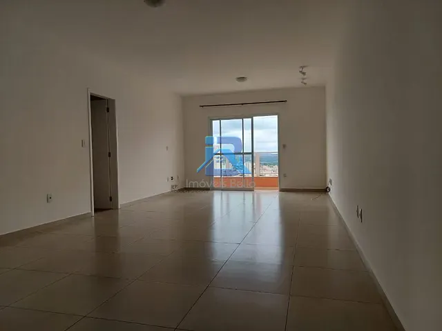 Apartamento com 106m² 3 quartos e 2 banheiros, para alugar, no bairro Jardim Carlos Borella em Itatiba