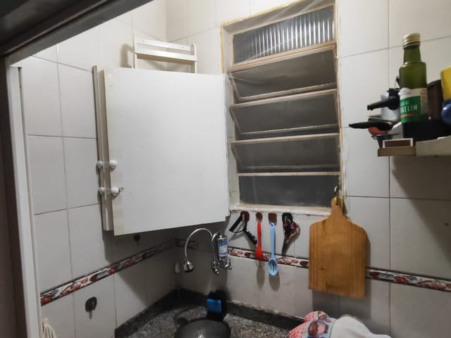 Apartamento 1 quarto e 1 banheiro, à venda, no bairro Catete em Rio de Janeiro