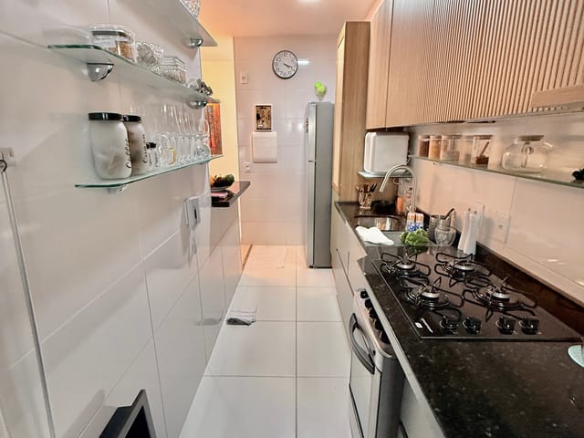 Apartamento 2 quartos e 2 banheiros, à venda, no bairro Aruana em Aracaju