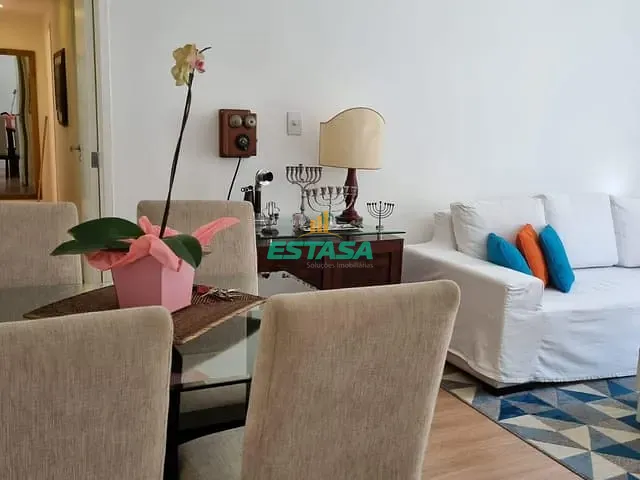 Apartamento 3 quartos e 2 banheiros, à venda, no bairro Copacabana em Rio de Janeiro