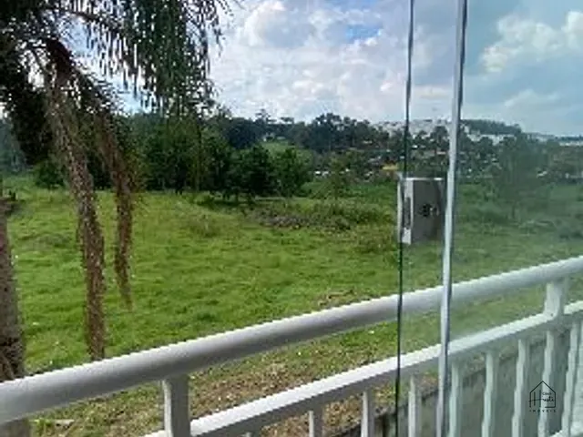 Apartamento 2 quartos e 1 banheiro, para alugar, no bairro Jardim Sandra em Cotia