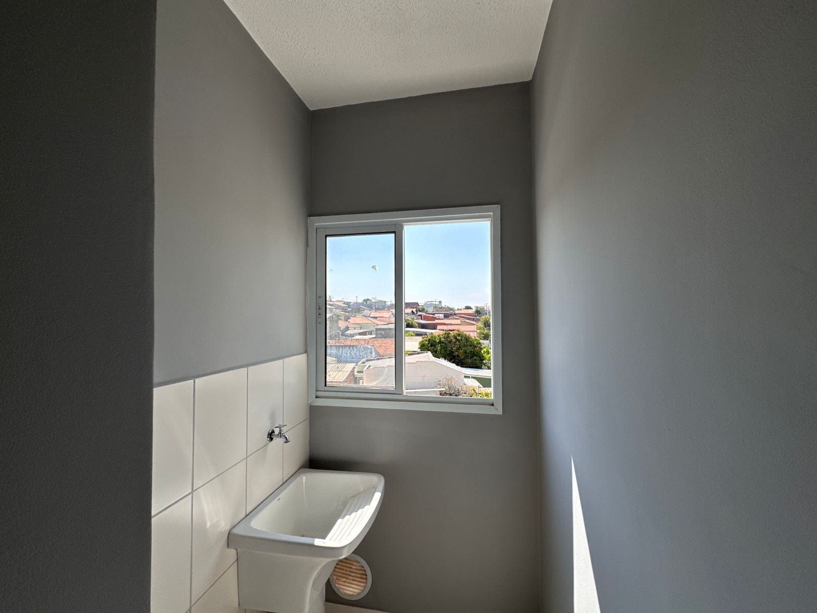 Apartamento para alugar com 2 quartos, 52m² - Foto 11