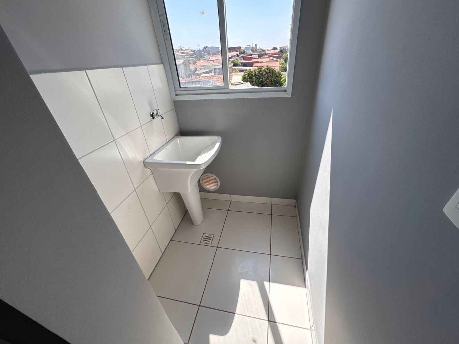 Apartamento para alugar com 2 quartos, 52m² - Foto 12