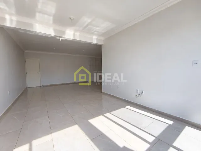 Apartamento com 110m² 3 quartos e 2 banheiros, para alugar, no bairro Guilherme Reich em Concórdia