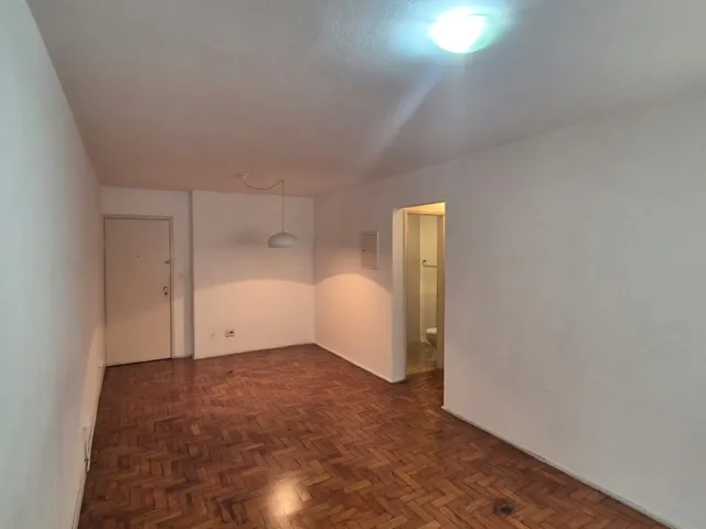 Apartamento 1 quarto e 1 banheiro, para alugar, no bairro VILA MADALENA em São Paulo