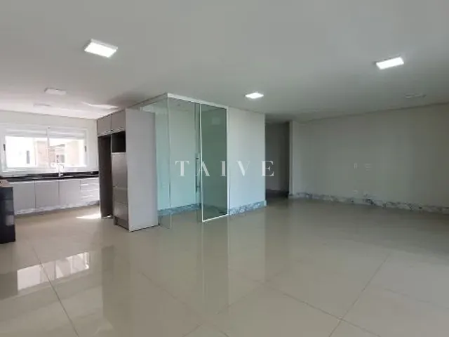 Apartamento com 247m² 3 quartos e 5 banheiros, à venda, no bairro Gleba Fazenda Palhano em Londrina