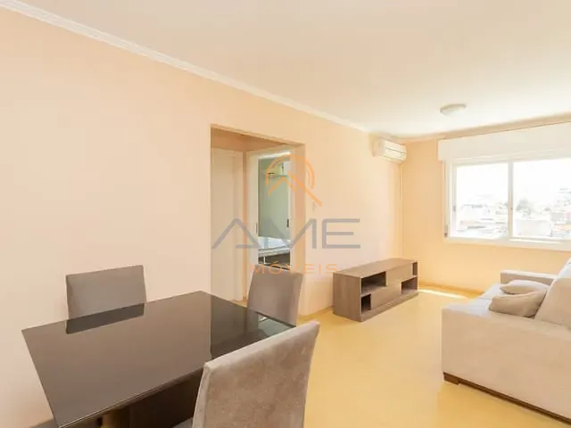 Apartamento 1 quarto e 1 banheiro, à venda ou para alugar, no bairro Centro em Pelotas